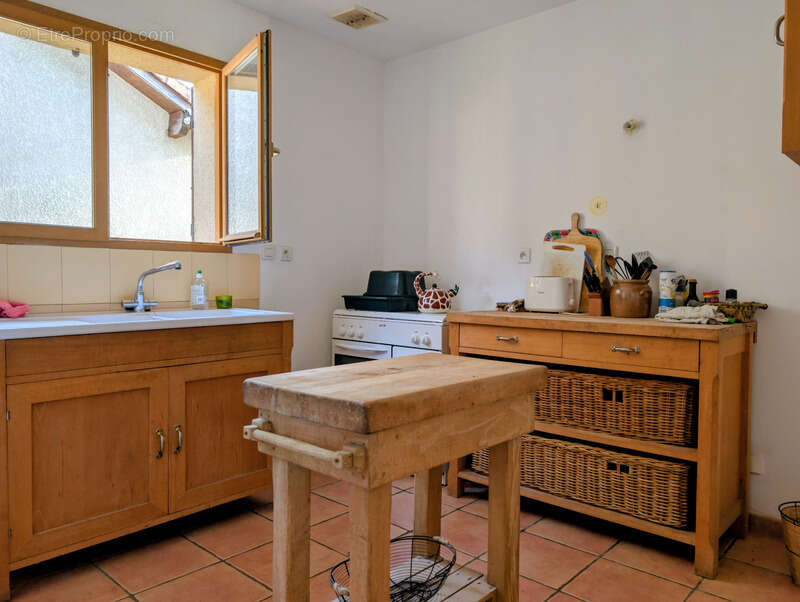Maison à vendre à Lannux, 3 chambres, Terrain 3535 m²,DPE C - photo 5