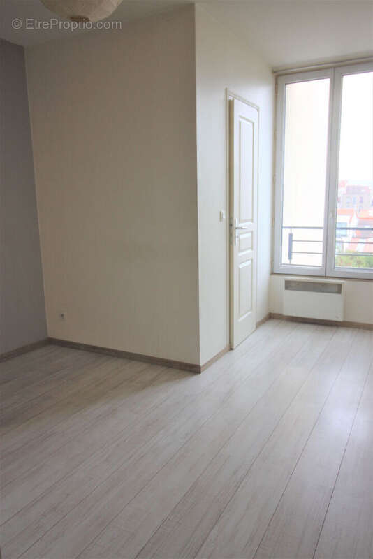 Appartement à IVRY-SUR-SEINE