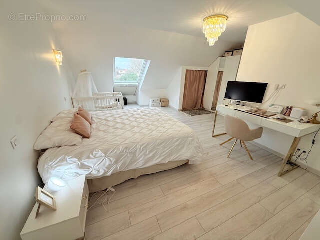 Maison à TREMBLAY-EN-FRANCE