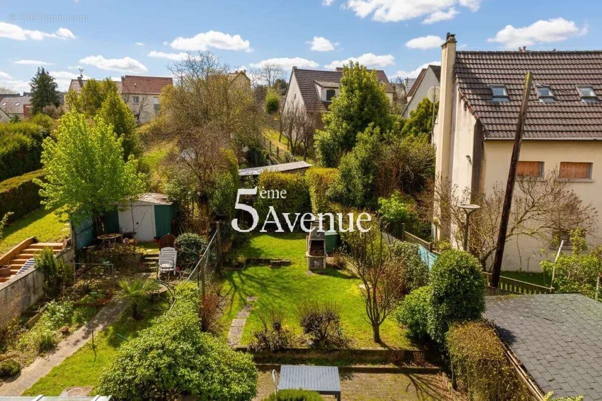 Maison à ROSNY-SOUS-BOIS