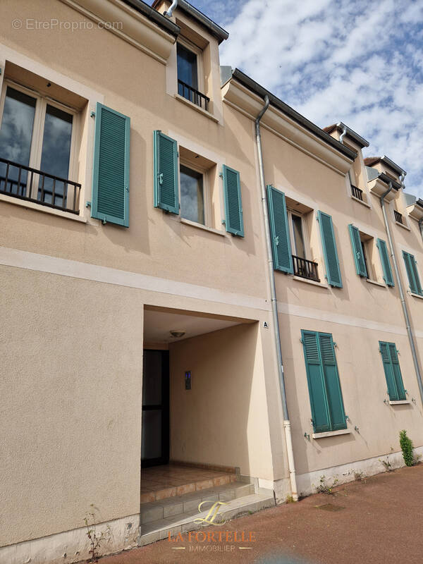 Appartement à HOUDAN