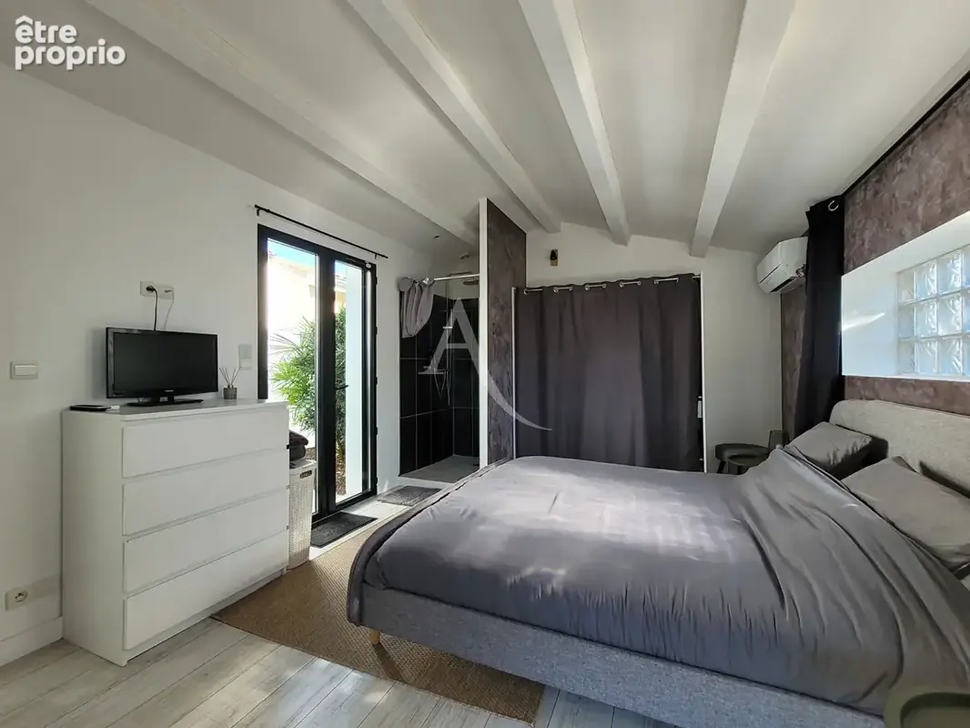 Maison de plain-pied avec piscine chauffée et jardin sans vis-à-vis - Villedoux - photo 8