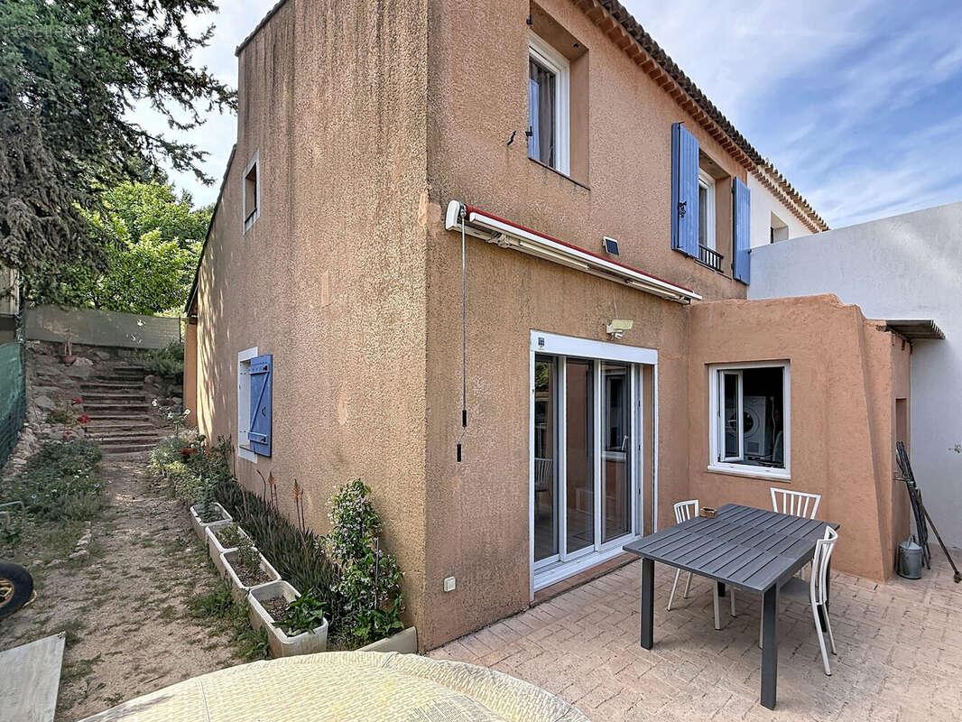Maison 87 m² à Draguignan  - photo 9