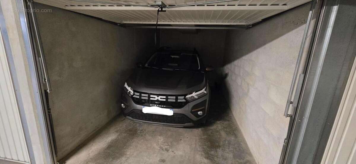 Appartement à LE MUY