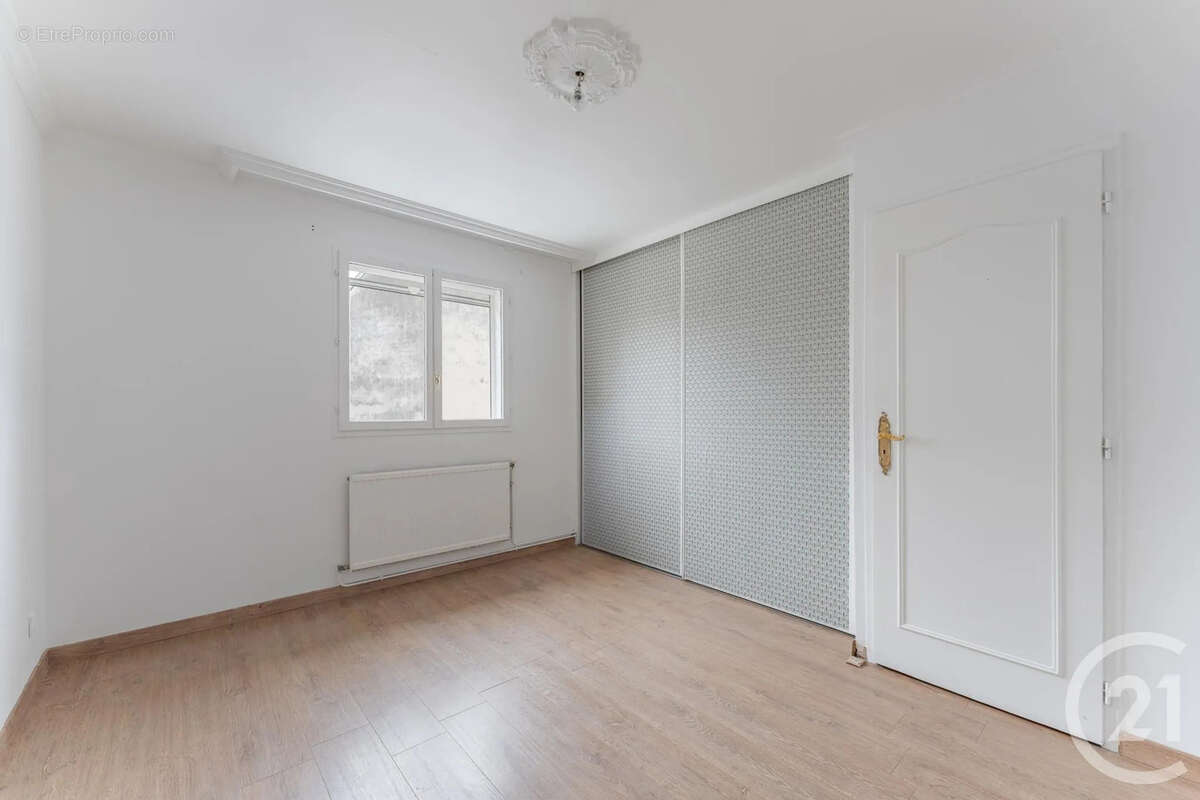 Maison à VILLEURBANNE