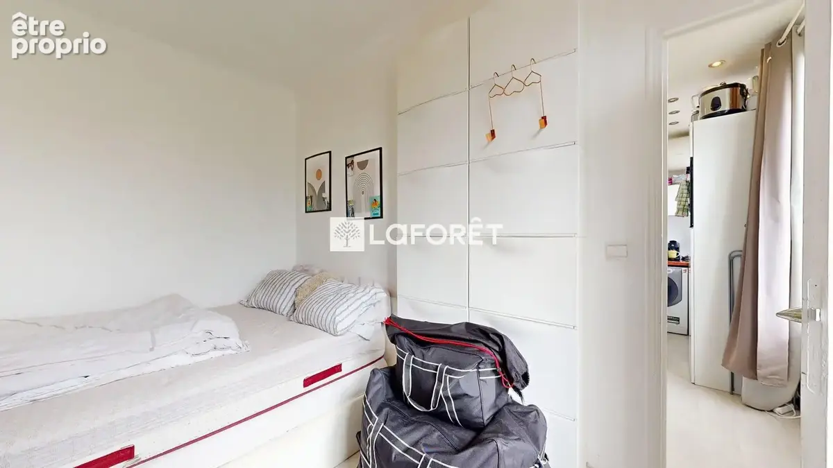 Proche centre ville - deux pieces - photo 3
