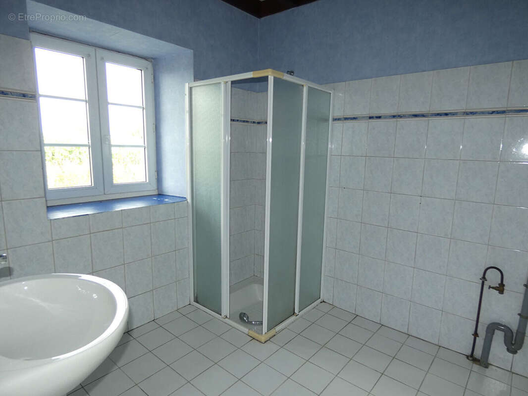 Maison 87 m² à Moulines  - photo 6