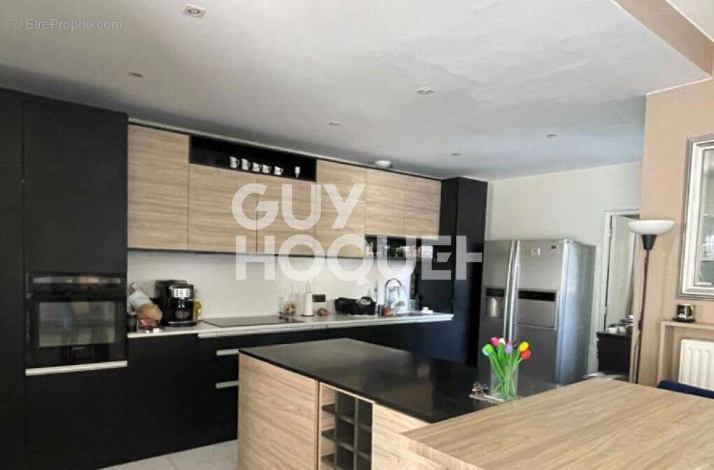 Maison à LE BLANC-MESNIL