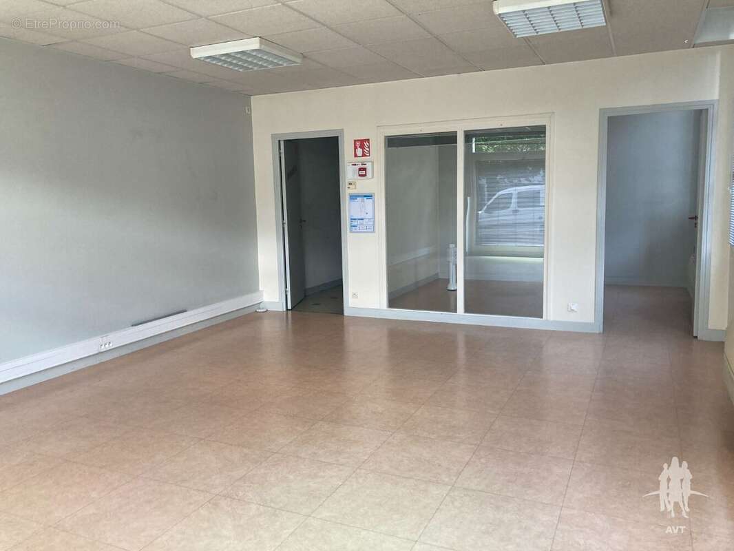 Appartement à YZEURES-SUR-CREUSE