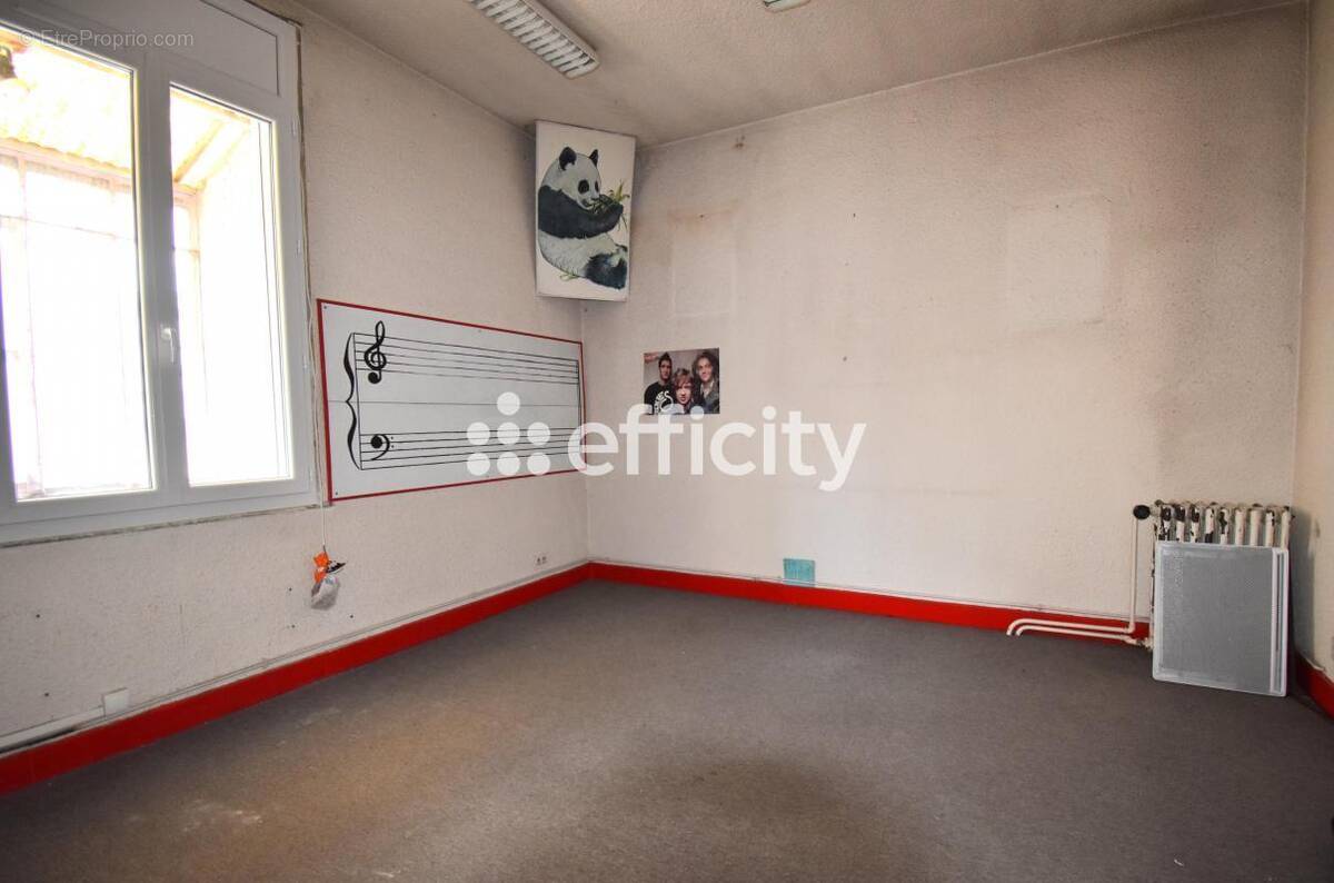 Appartement à MONTCEAU-LES-MINES