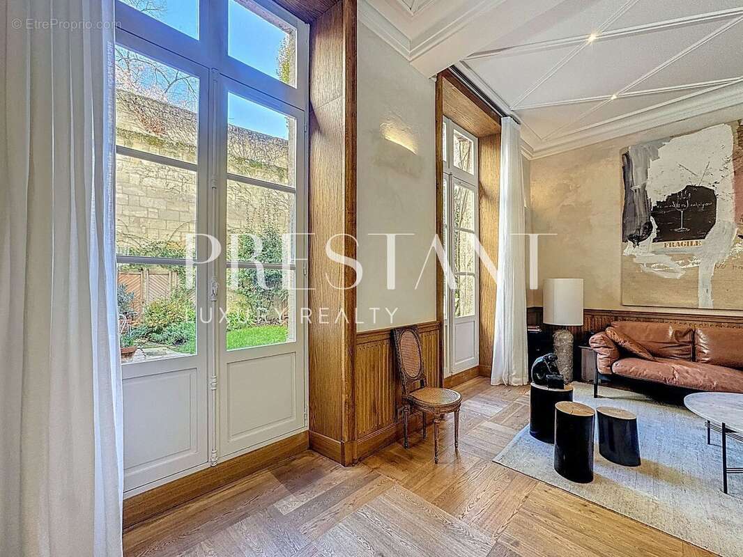 Appartement à BORDEAUX