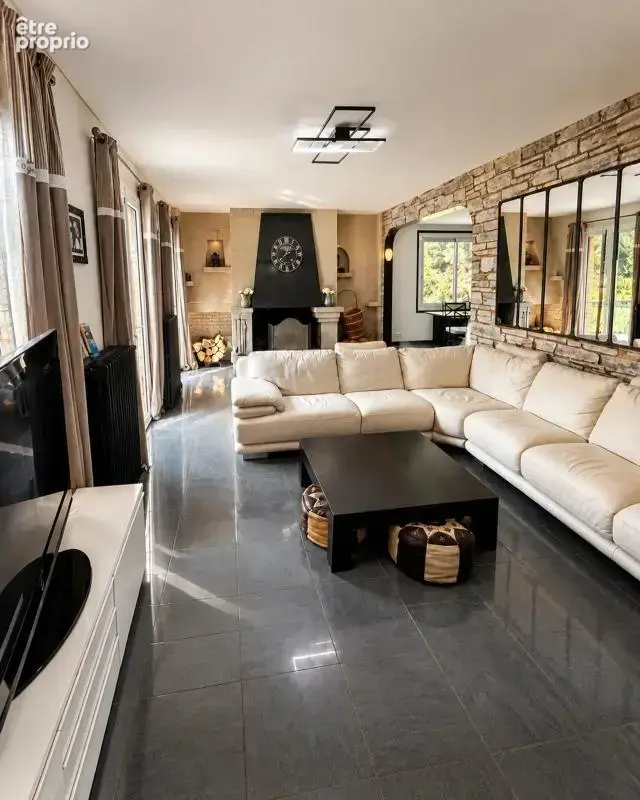 Maison de 9 pièces de 216 m² situé à Bernay - photo 6