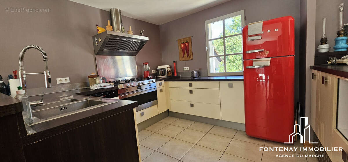 Maison 204 m² à Sansais  - photo 4
