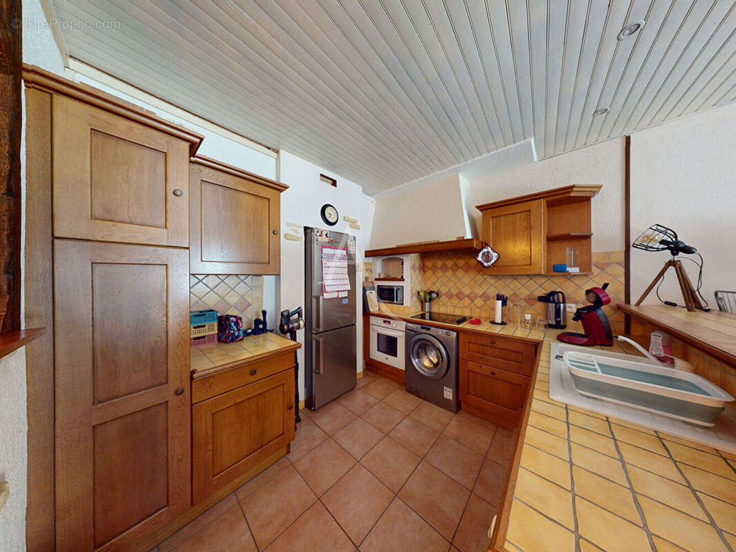 Maison à ESCALES