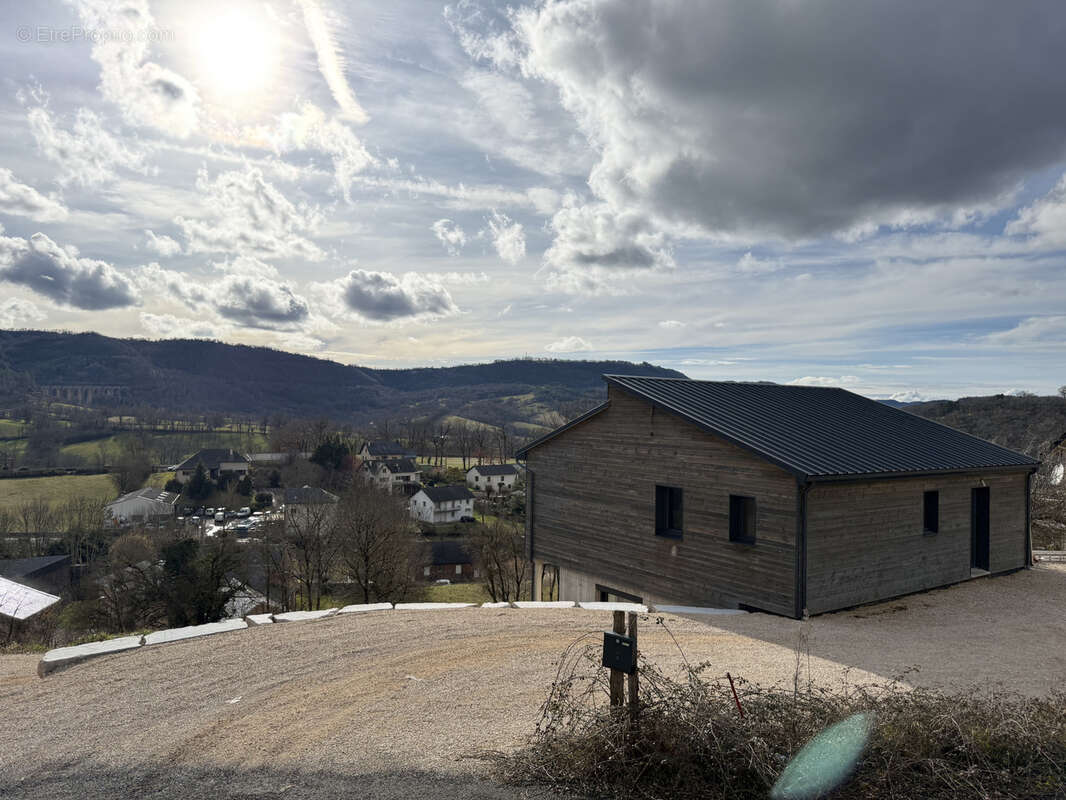 Maison contemporaine d’exception   Construction 2025   Prestations haut de gamme   Terrain de plus de 2 000 m2 - photo 2