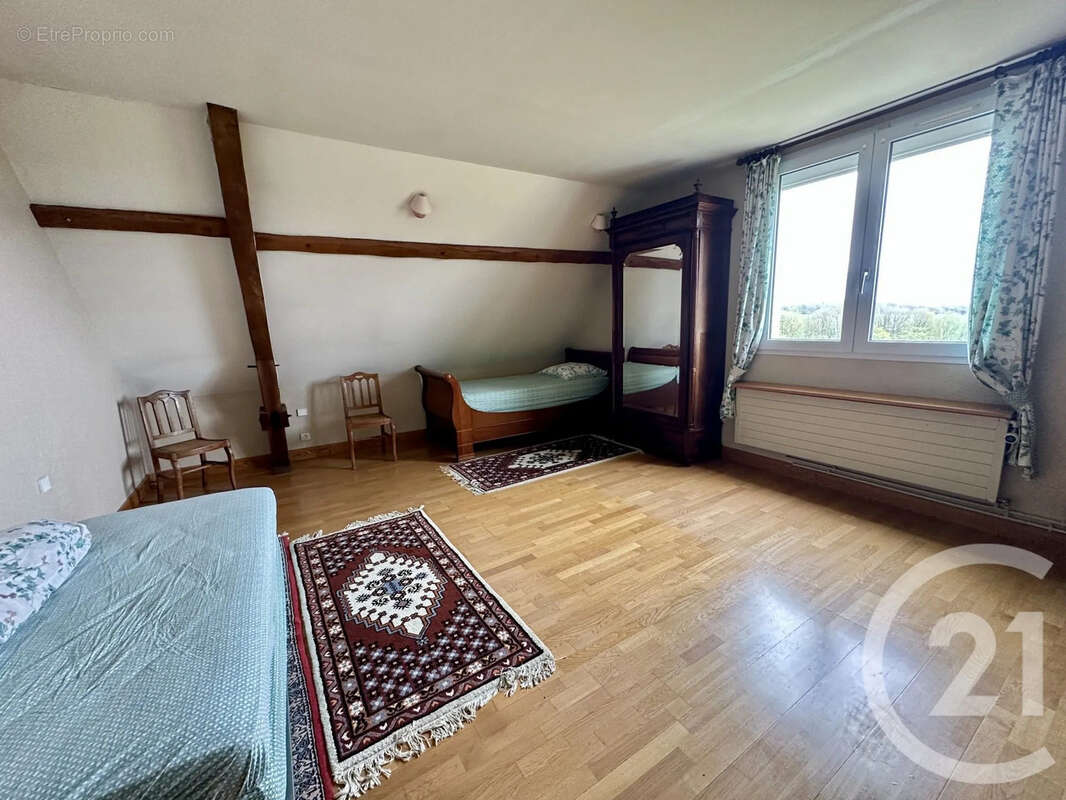 Maison à LUIGNY