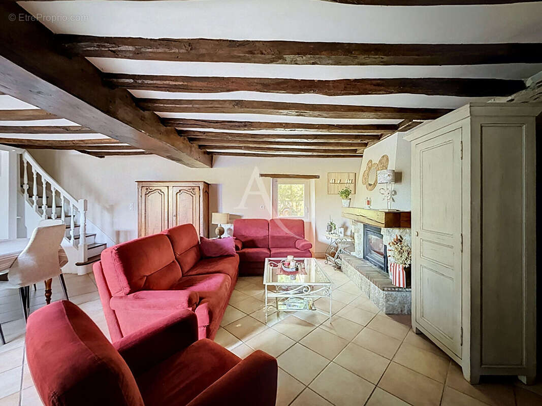 Maison à AVRILLE