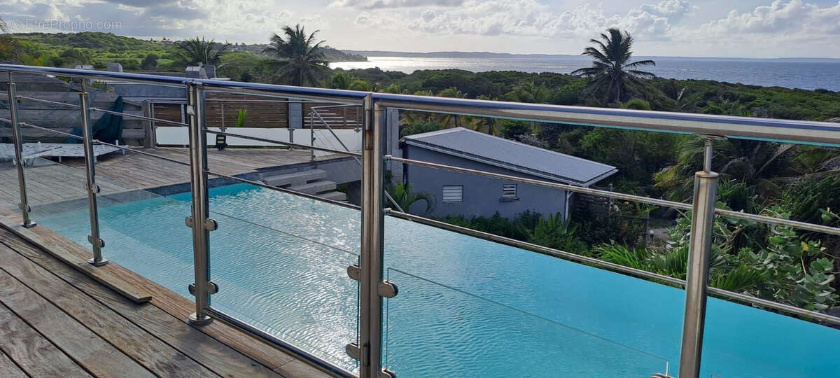 Villa vue mer avec piscine à débordement   Le Moule - photo 5