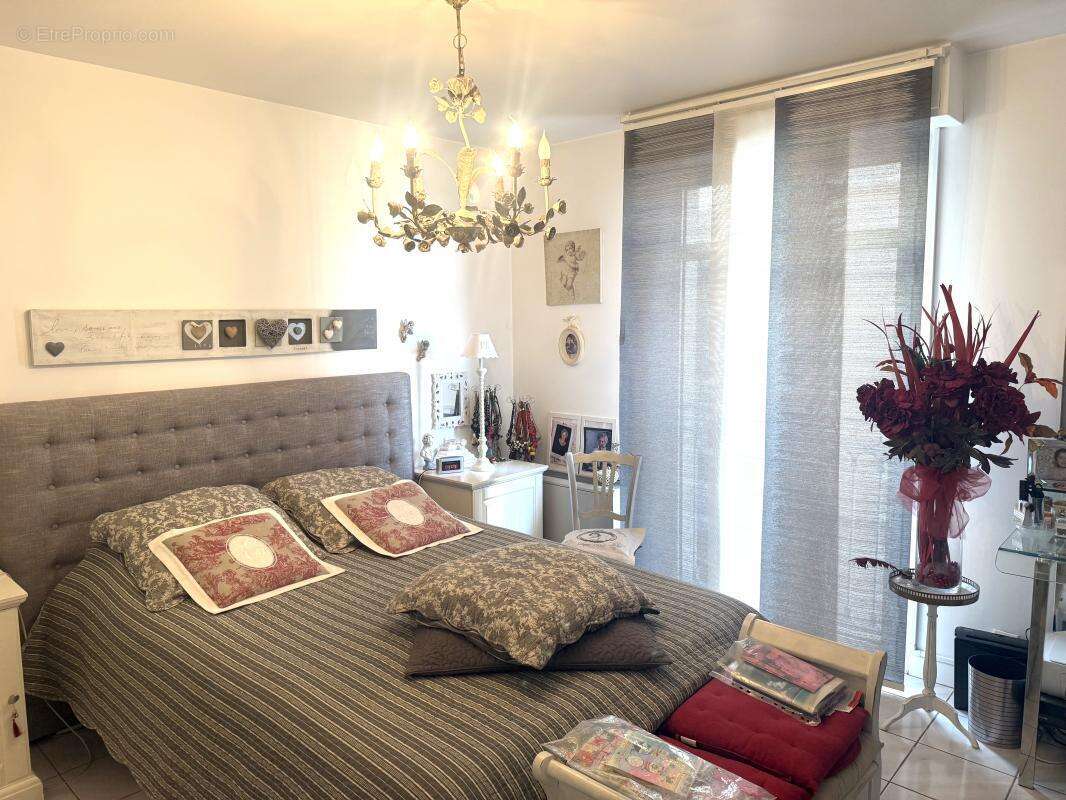 Appartement à L'ISLE-SUR-LA-SORGUE