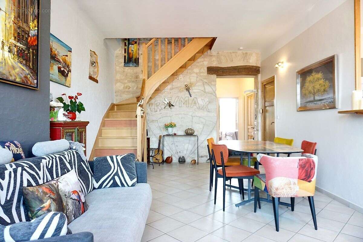 Appartement à ANSE