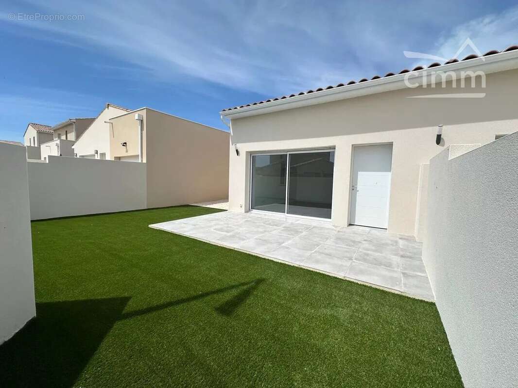 Maison à SAUVIAN