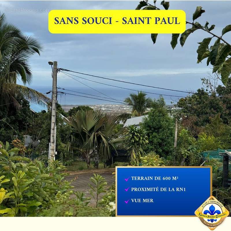 Terrain à SAINT-PAUL