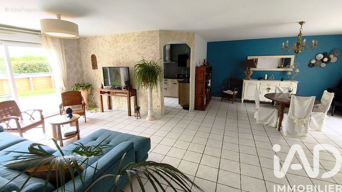 Photo 1 - Maison à VINEUIL