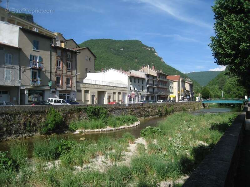 Appartement à SAINT-RAMBERT-EN-BUGEY