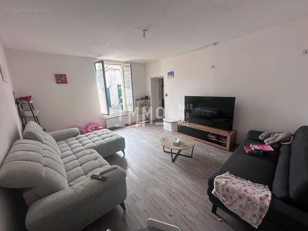 Maison à VOUVRAY-SUR-LOIR