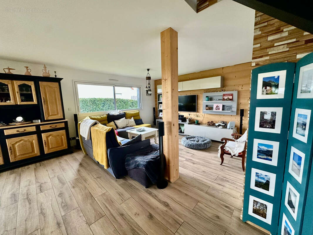 Maison à LUXEUIL-LES-BAINS