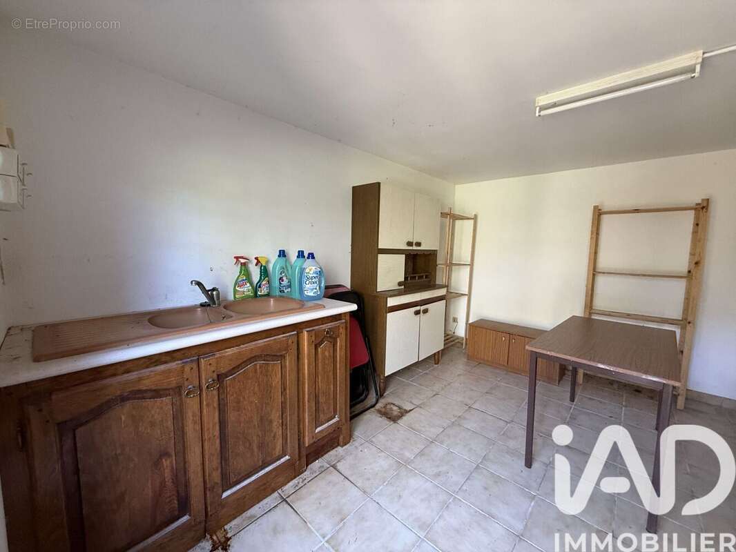 Maison 100 m² à Saint-Aubin-De-Lanquais  - photo 9