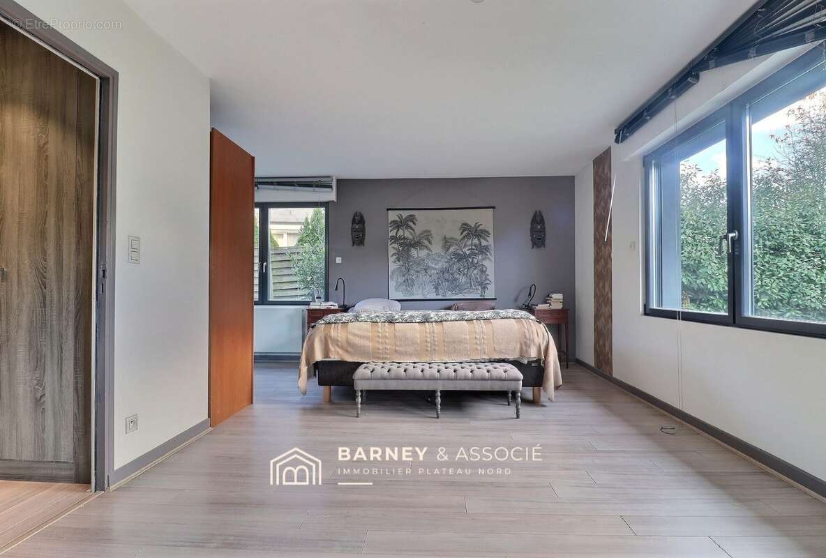 Maison à MONT-SAINT-AIGNAN