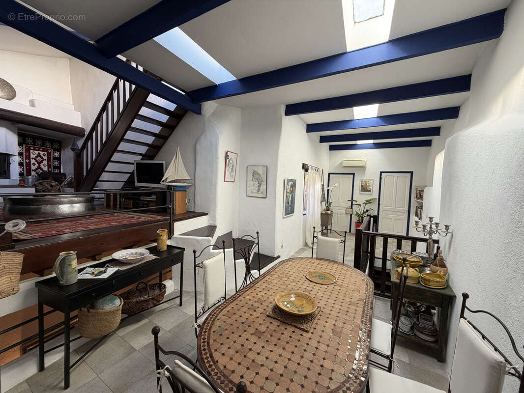 Maison à SAINT-QUENTIN-LA-POTERIE
