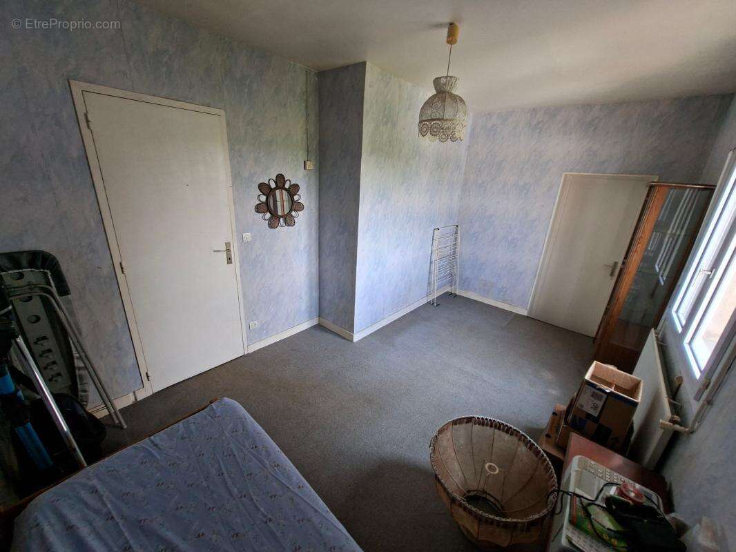 Locquirec secteur Kerboulic – Maison au calme avec beau potentiel - photo 9