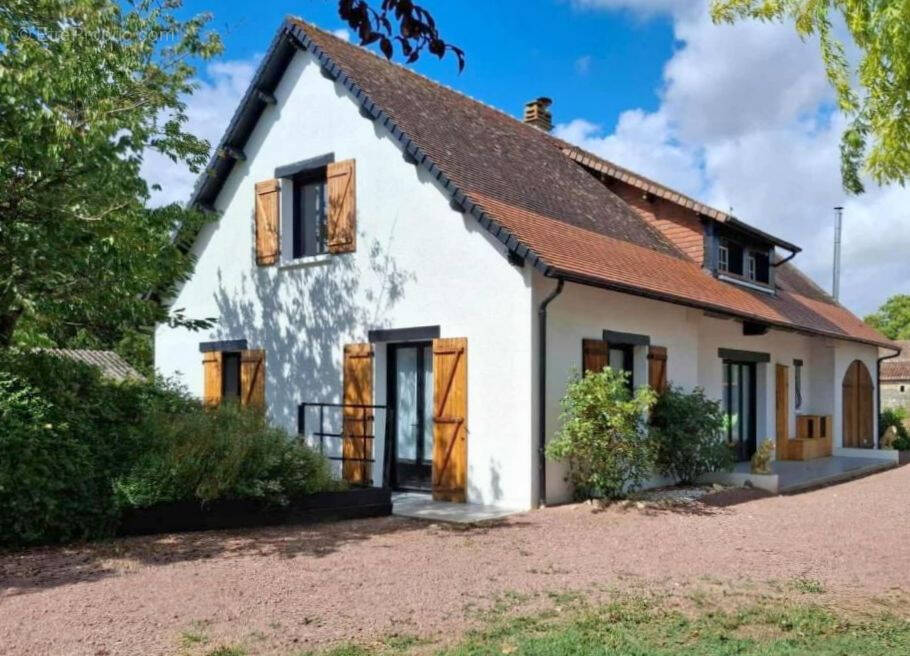 Maison à MONDION