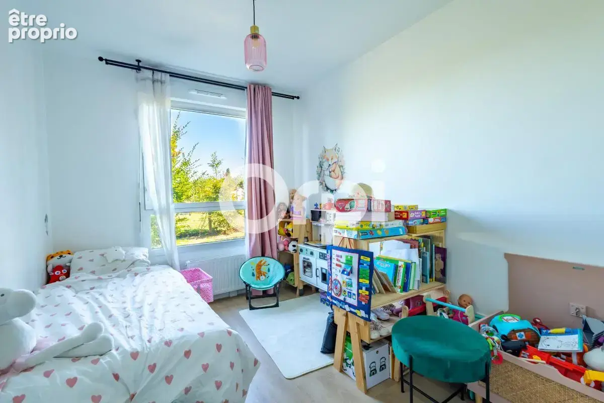 Appartement 5 pièces de 91m² avec Jardin de 50m², deux places de stationnement en sous sol - photo 7