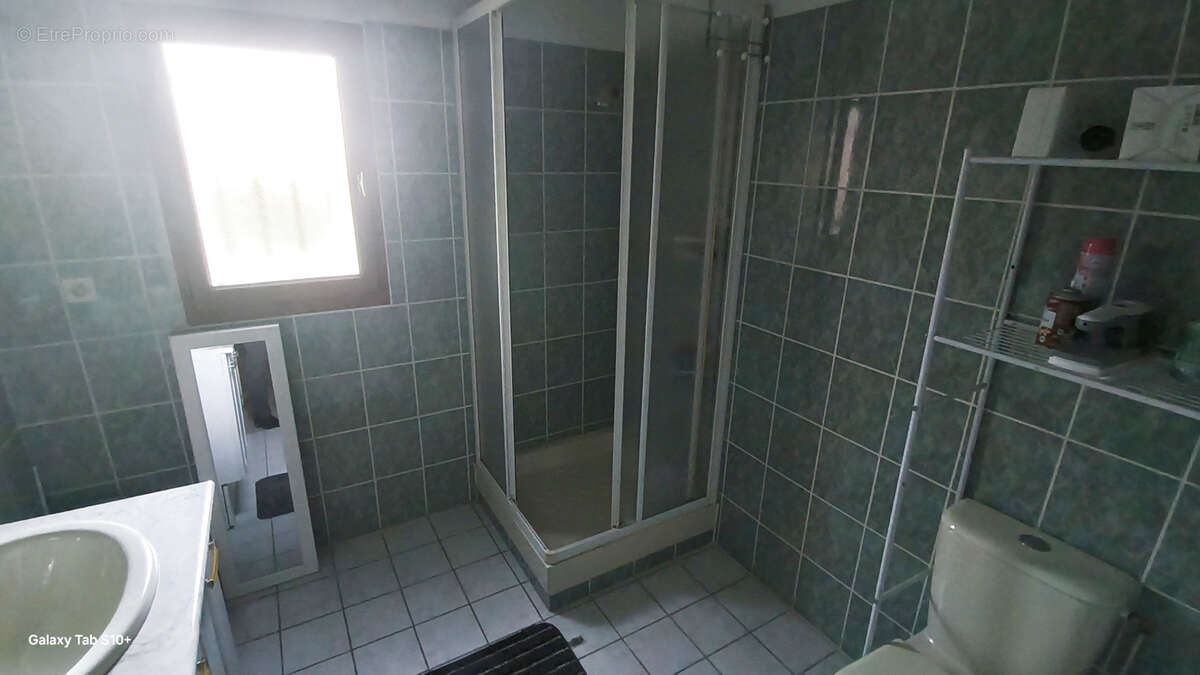 Maison à NEUVIC-ENTIER