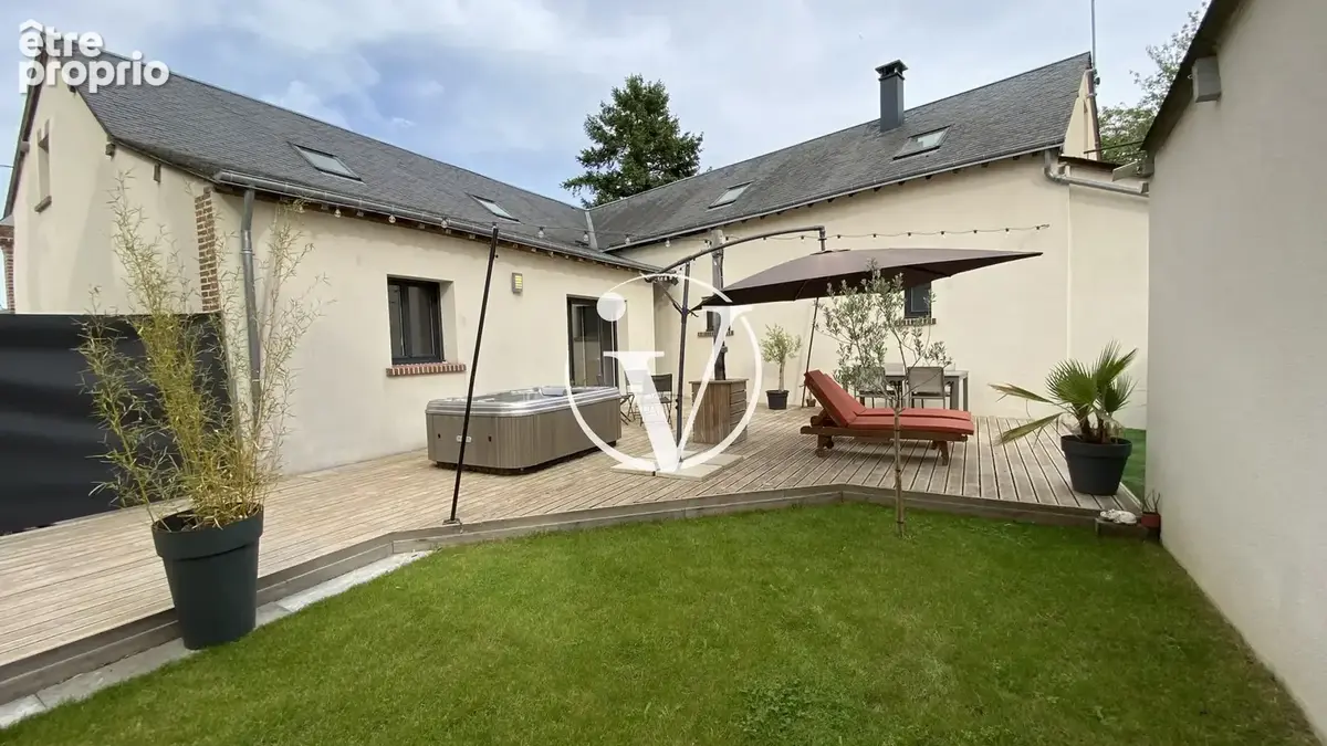 Maison 7 pièces 185 m² à vendre à Vendome (41100) - photo 2