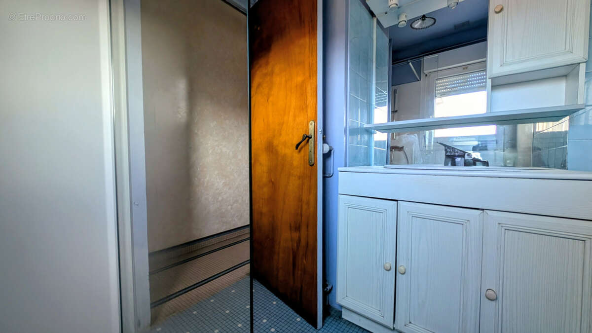 Maison à LES LANDES-GENUSSON