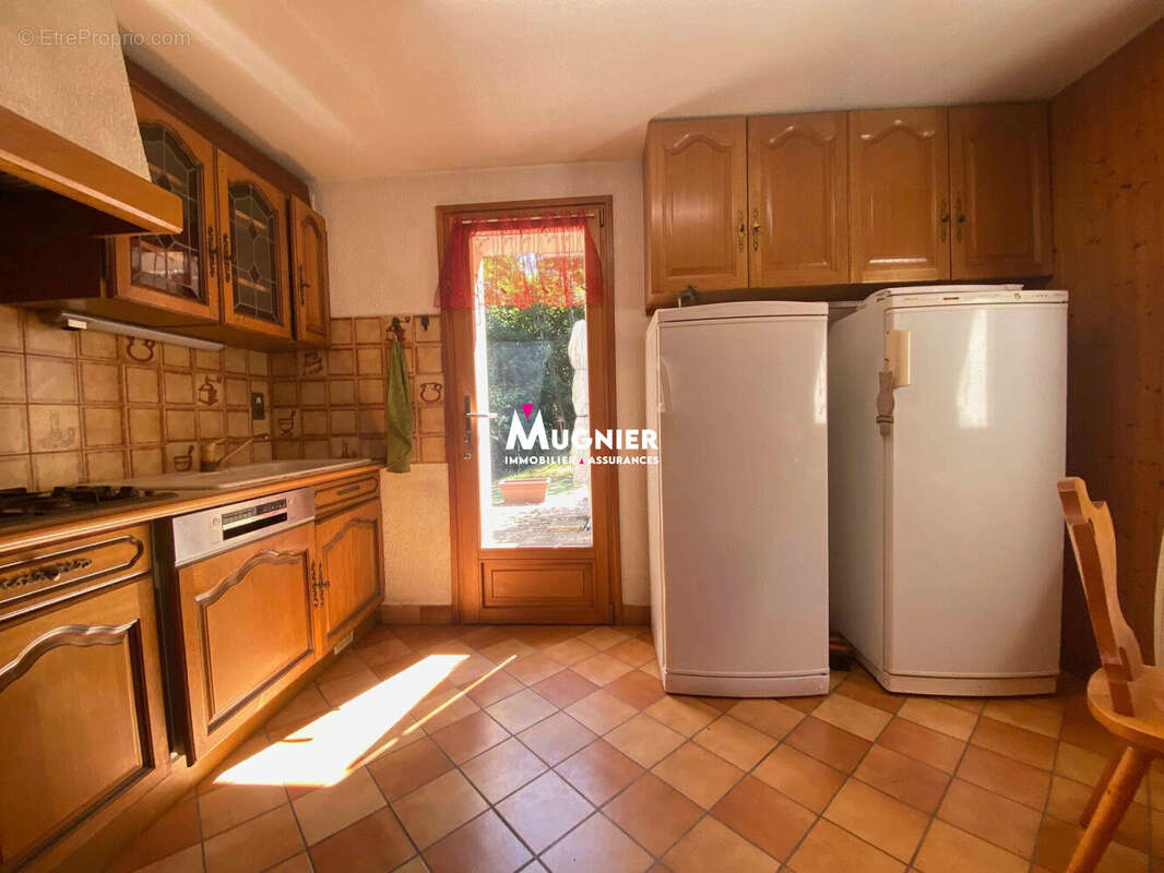 Maison 70 m² à La Riviere-Enverse  - photo 8