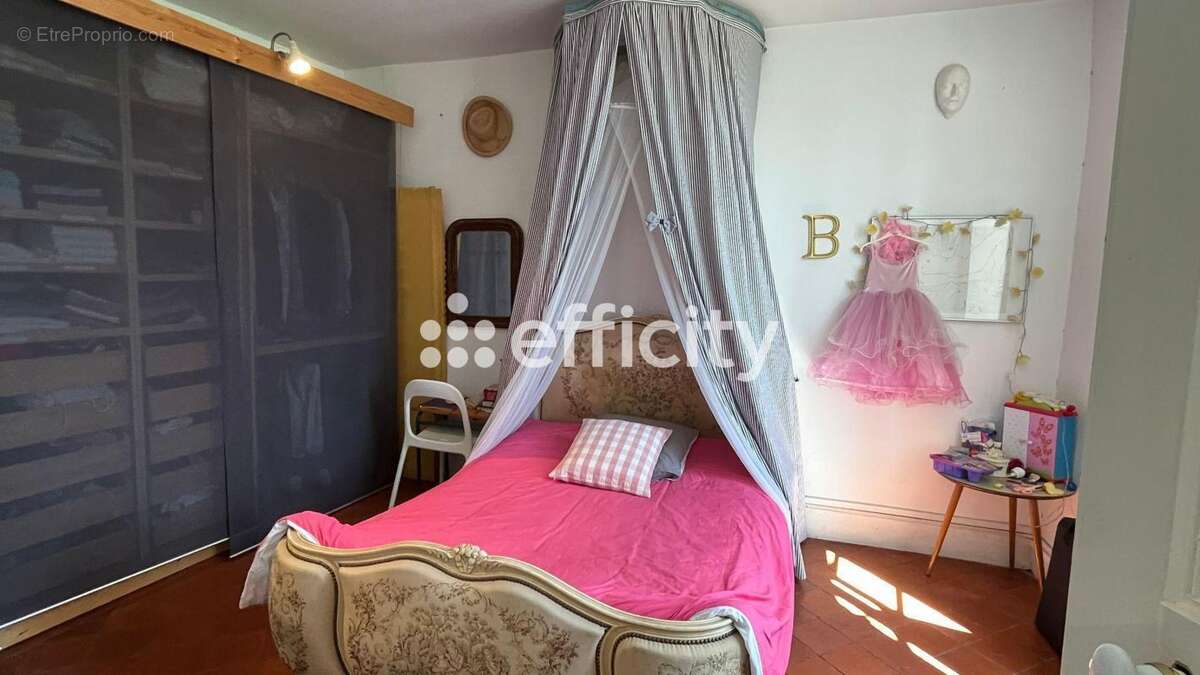 Maison 284 m² à Cordes-Sur-Ciel  - photo 11