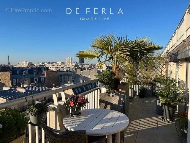 Appartement à PARIS-14E