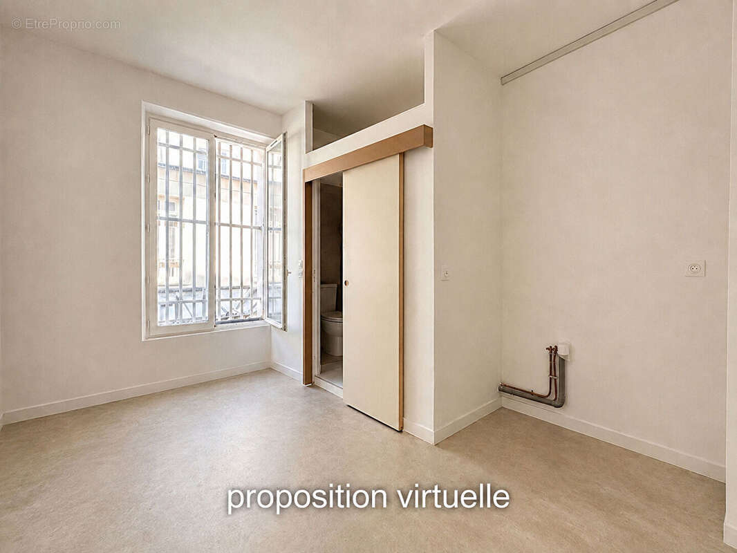 Mairie du Xème, Studio de 15.68 m2 à finir d'aménager - photo 2