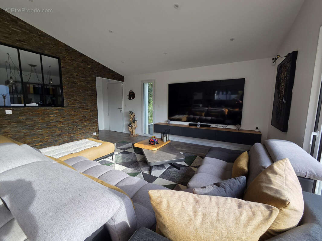 Maison à SAINT-HILAIRE-DE-RIEZ