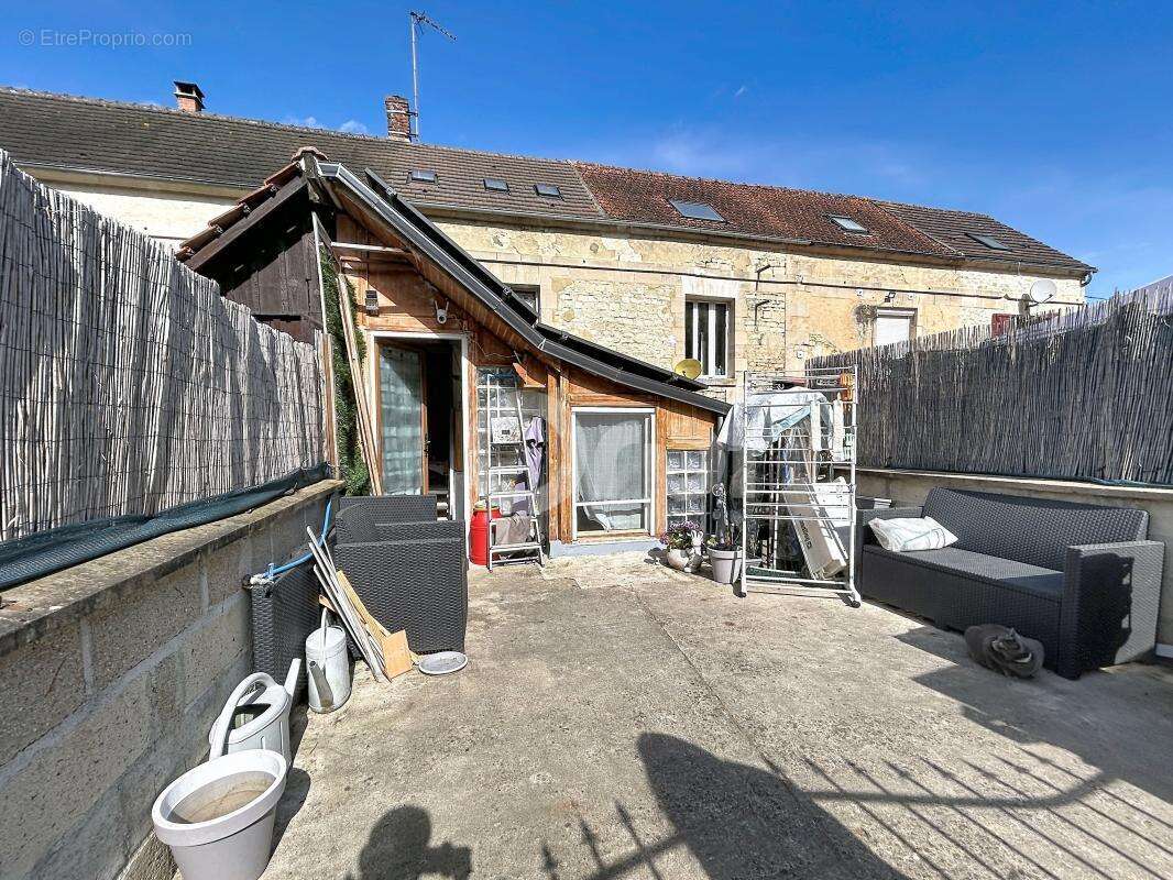 Maison à BURY