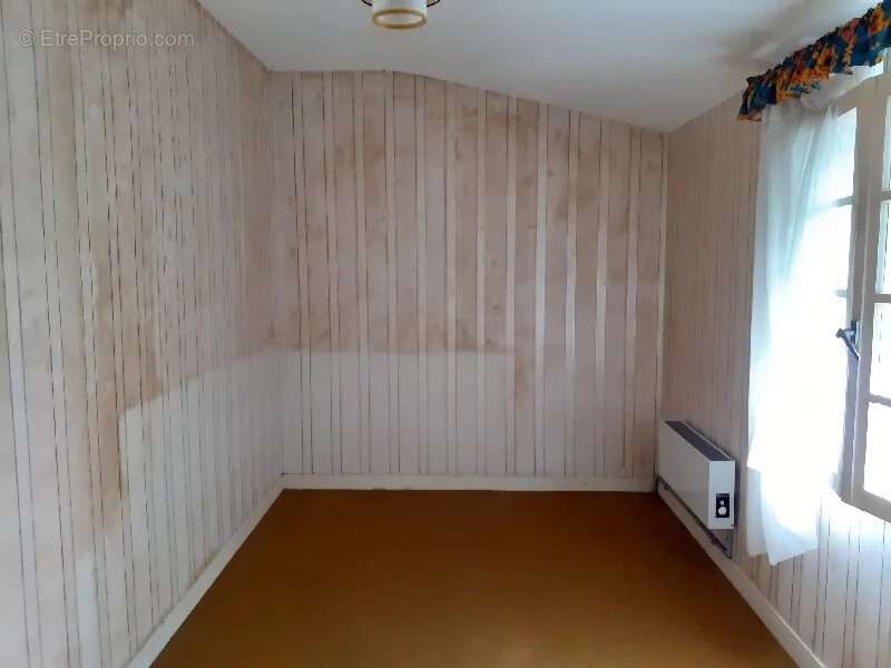 Propriété à rénover sans voisins proches et 5000m² de terrain - photo 11