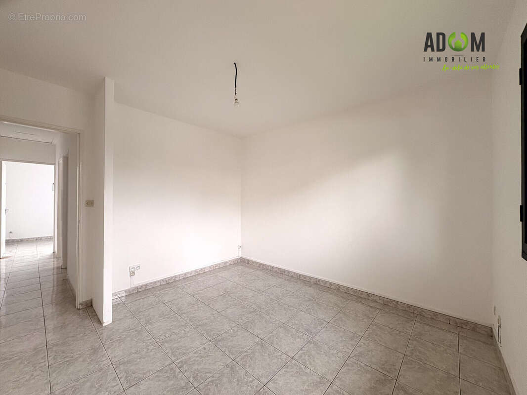 Maison 100 m² à Le Tampon  - photo 9