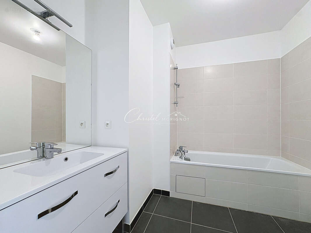 Appartement à SERRIS