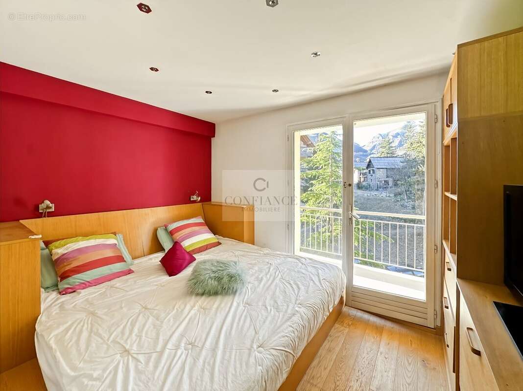 Appartement à SAINT-ETIENNE-DE-TINEE