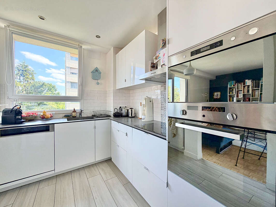 Appartement à FONTENAY-SOUS-BOIS